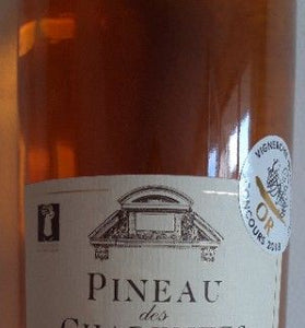 Pineau des Charentes "Logis de Folle Blanche"